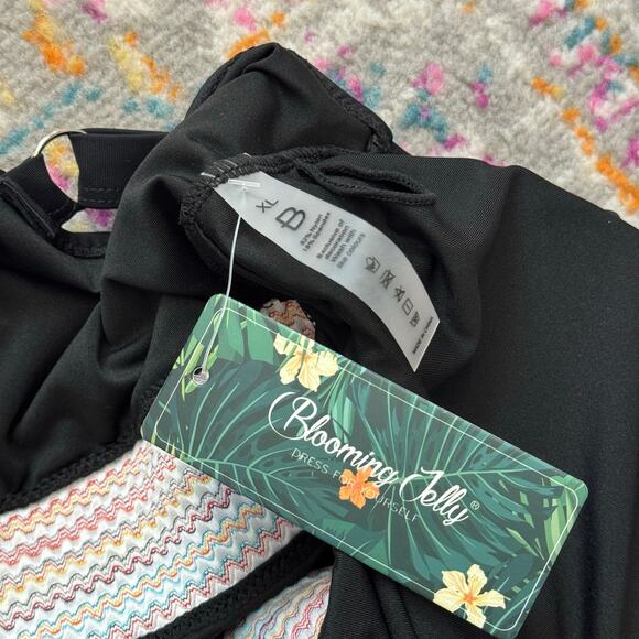 Blooming Jelly Black One Piece Swimsuit Women’s Size XL Tummy Control Slimming - Picture 7 of 7